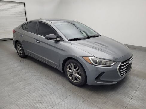 Used 2017 Hyundai Elantra SE FWD image 13