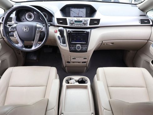 Used 2016 Honda Odyssey Touring image 16