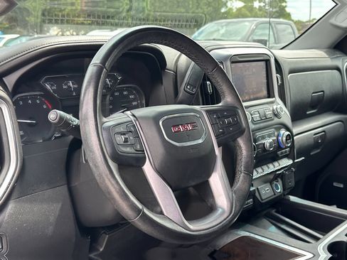 Used 2021 GMC Sierra 1500 SLT w/ SLT Premium Plus Package AWD/4WD image 13