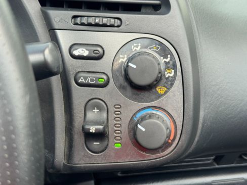 Used 2001 Honda S2000 image 20