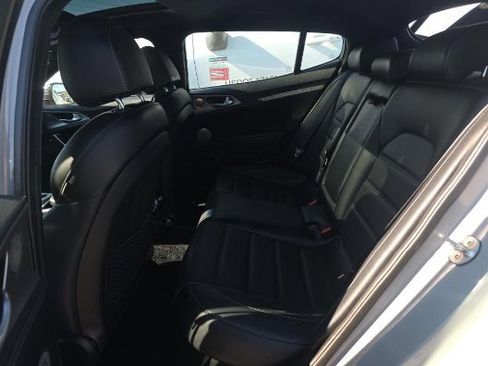 Used 2019 Kia Stinger GT2 image 6
