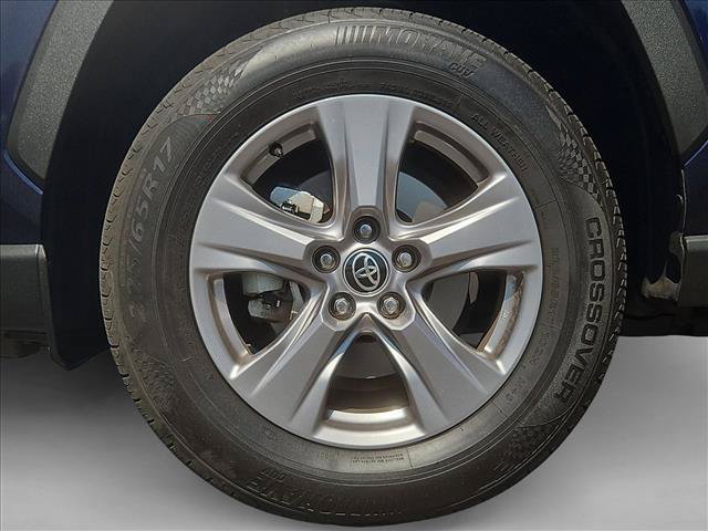 Used 2025 Toyota RAV4 XLE FWD image 29