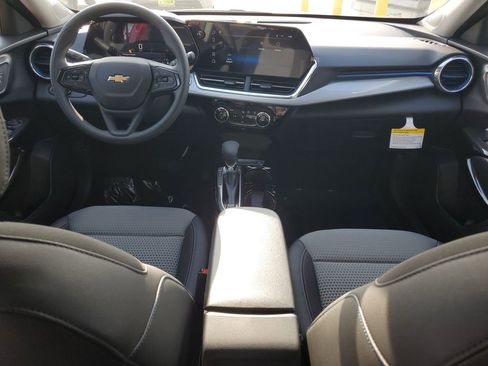 New 2026 Chevrolet Trax LT image 10