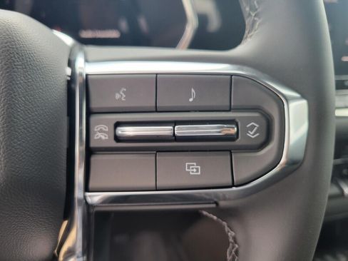 New 2026 GMC Canyon Elevation w/ Convenience Package RWD image 18