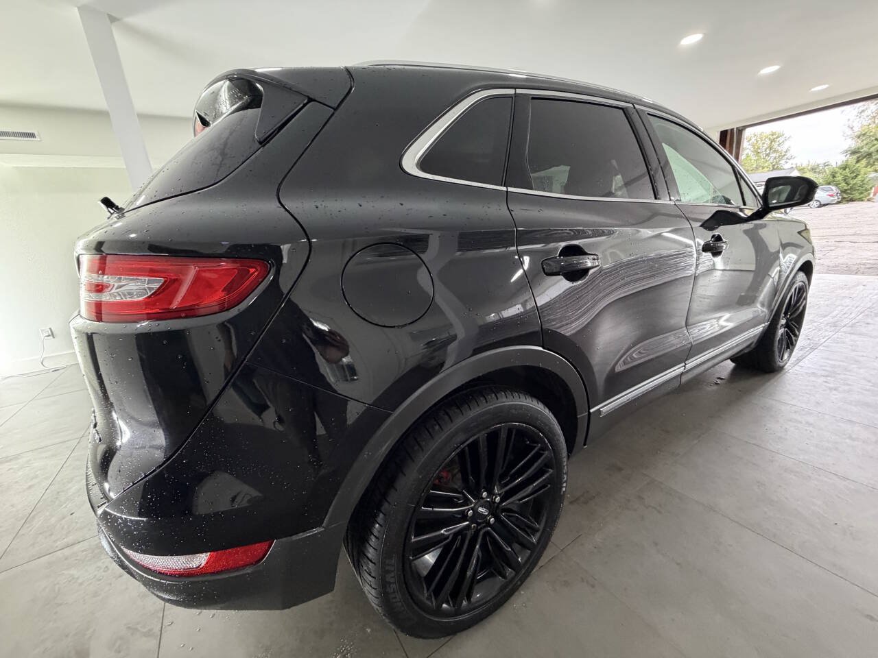 Used 2017 Lincoln MKC Reserve AWD/4WD image 10