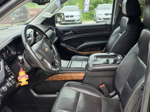 Used 2015 Chevrolet Suburban LTZ AWD/4WD image 16