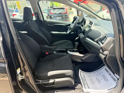 Used 2015 Honda Fit LX image 29