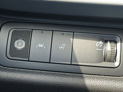 New 2027 Chevrolet Bolt LT w/ Comfort Package image 23