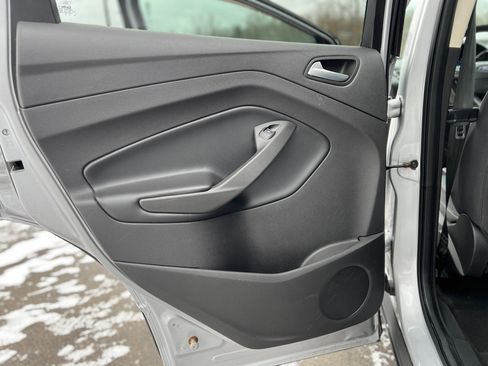 Used 2018 Ford Escape SE image 31