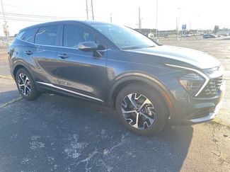 Used 2025 Kia Sportage EX FWD video 2