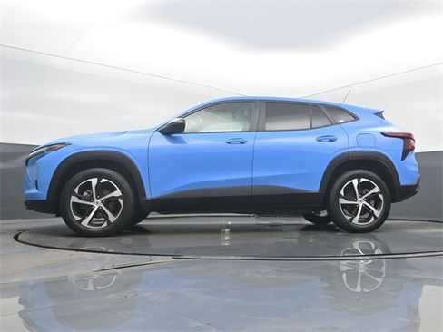 Certified 2024 Chevrolet Trax RS w/ Driver Confidence Package image 47