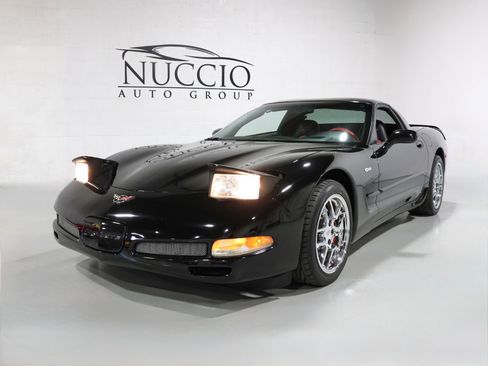 Used 2002 Chevrolet Corvette Z06 w/ Memory Pkg image 77