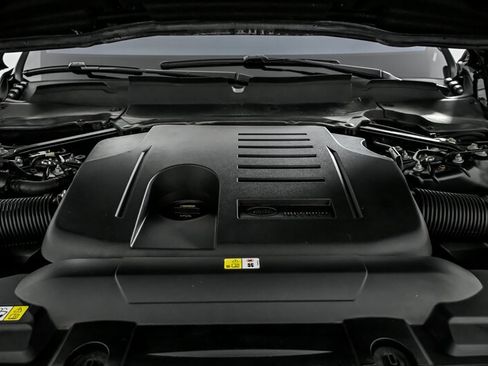 Used 2021 Land Rover Range Rover Sport HSE Silver Edition image 14