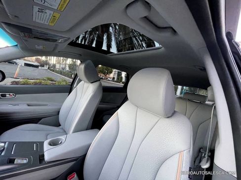 Used 2022 Hyundai Nexo Limited image 22