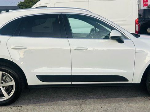 Used 2017 Porsche Macan S image 6