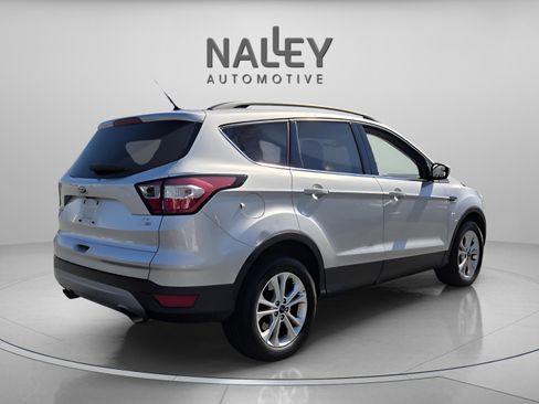 Used 2018 Ford Escape SE image 6