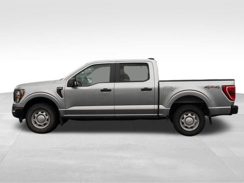 Used 2023 Ford F150 XLT w/ Trailer Tow Package image 4
