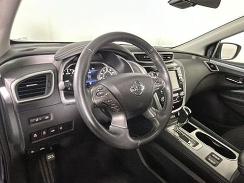 Used 2021 Nissan Murano SV AWD/4WD image 13