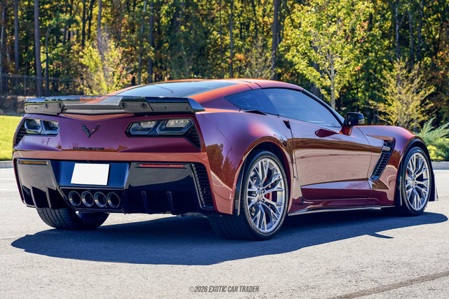 Used 2015 Chevrolet Corvette Z06 w/ Z07 Performance Package RWD image 7