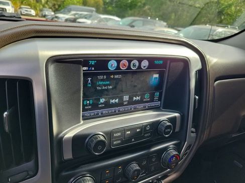 Used 2018 GMC Sierra 1500 SLT image 18
