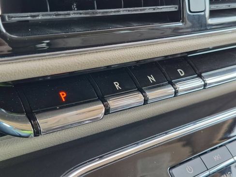 Used 2024 Lincoln Navigator Reserve AWD/4WD image 14