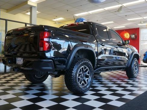 Used 2026 Chevrolet Colorado ZR2 w/ Technology Package image 7