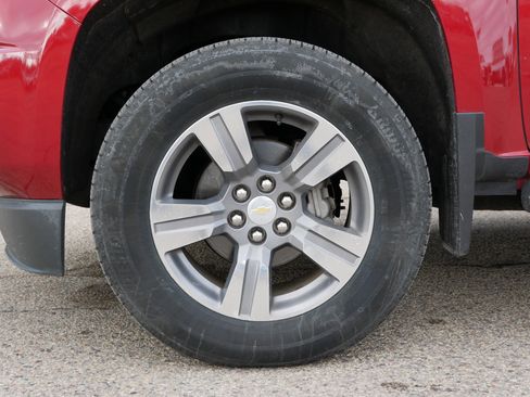 Certified 2015 Chevrolet Colorado LT w/ LT Convenience Package image 7