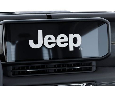 New 2025 Jeep Wrangler Unlimited Sahara AWD/4WD image 18
