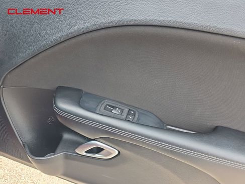 Used 2020 Dodge Challenger GT image 3