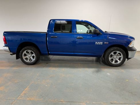 Used 2015 RAM 1500 ST w/ SXT Appearance Group AWD/4WD image 6