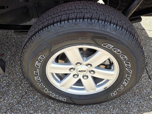 Used 2022 Ford F150 XL w/ Equipment Group 101A High AWD/4WD image 37