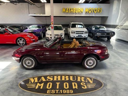 Used 1995 MAZDA MX-5 Miata M-Edition RWD image 22