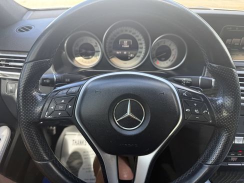 Used 2016 Mercedes-Benz E 350 Sedan image 32
