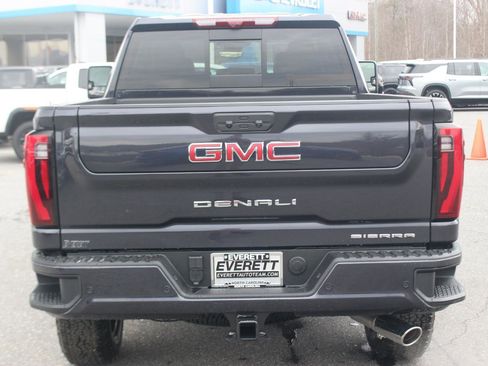 New 2026 GMC Sierra 2500 Denali w/ Denali Reserve Package image 6