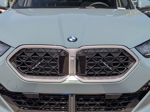 Used 2025 BMW X2 xDrive28i AWD/4WD image 36