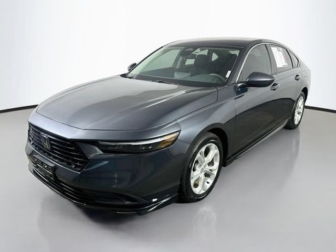 Used 2023 Honda Accord LX image 3