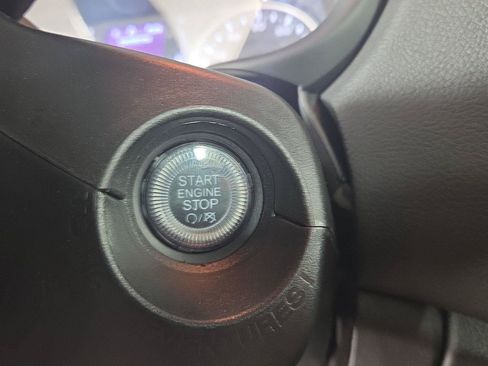 Used 2023 Jeep Renegade Latitude w/ Premium Group AWD/4WD image 17