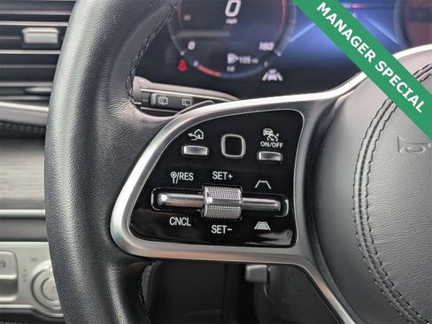 Used 2023 Mercedes-Benz GLS 580 4MATIC image 31