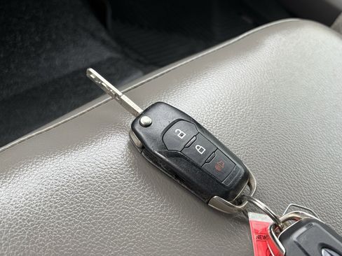 Used 2019 Ford F250 XL w/ XL Value Package image 26