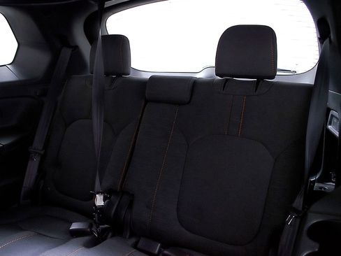 Used 2024 Honda Pilot Sport image 17