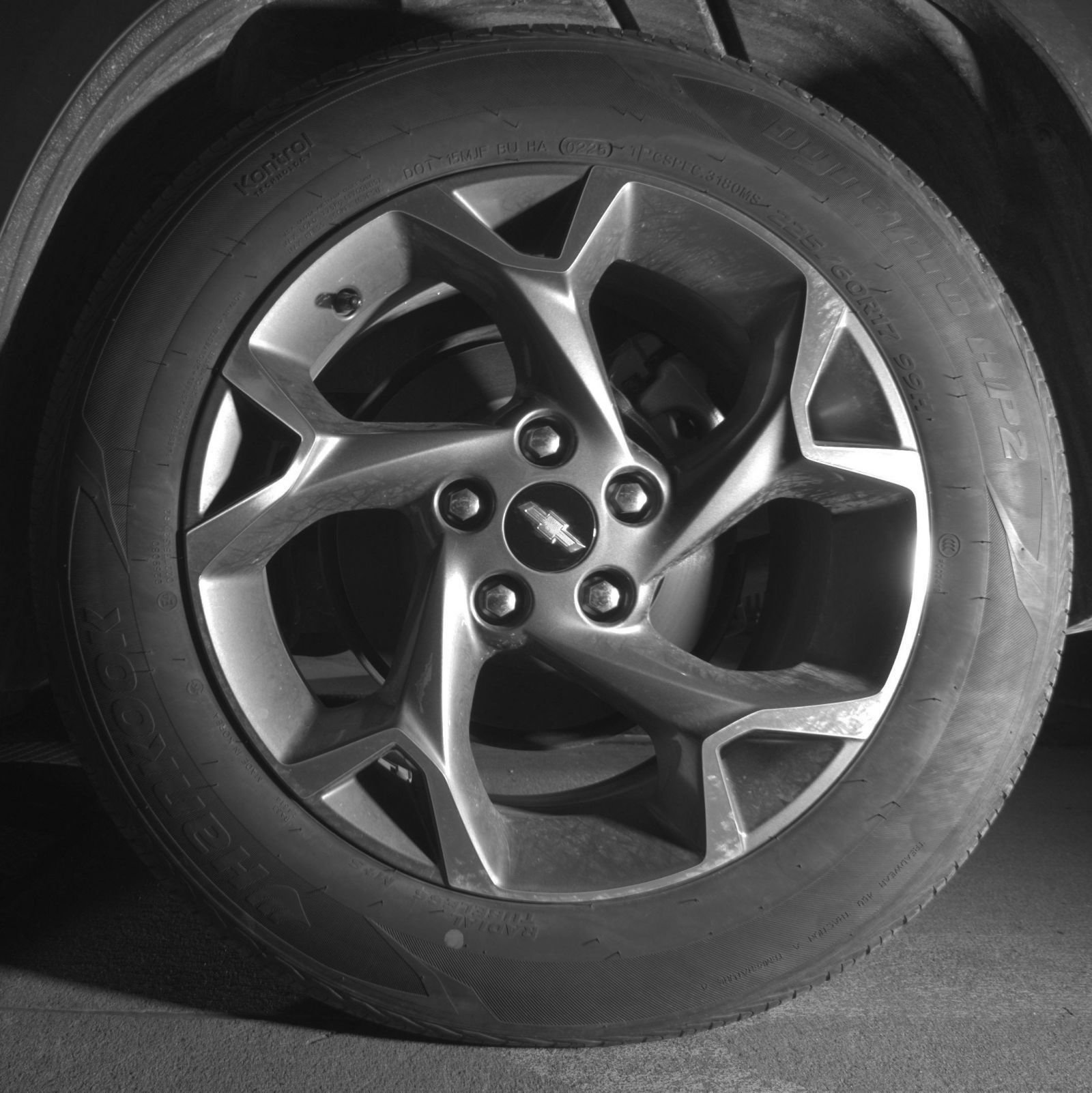 Used 2025 Chevrolet Trax LT FWD image 16