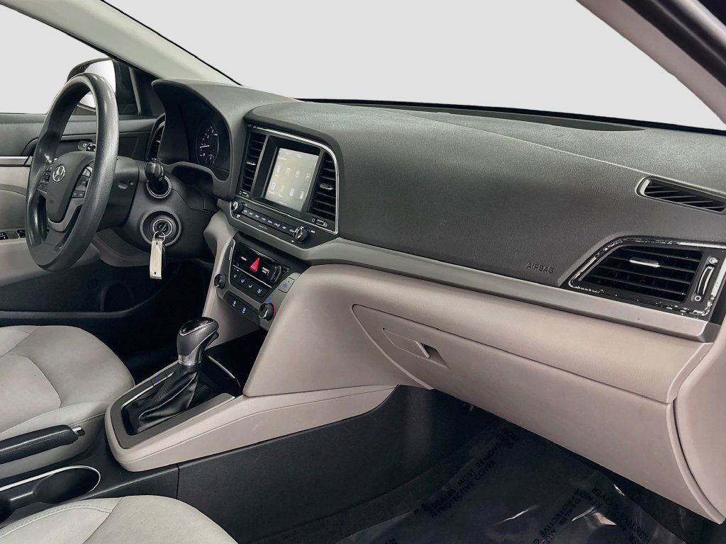 Used 2017 Hyundai Elantra SE FWD image 26