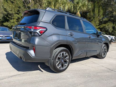 Certified 2025 Subaru Forester Premium image 4