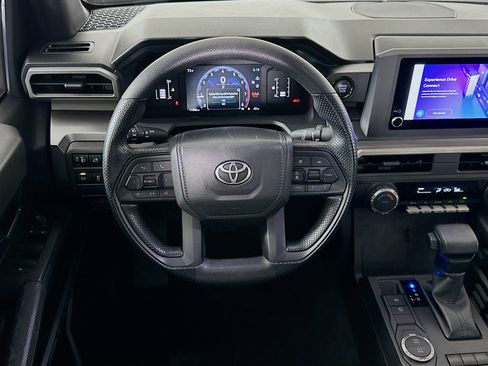 Used 2025 Toyota Tacoma SR5 image 18