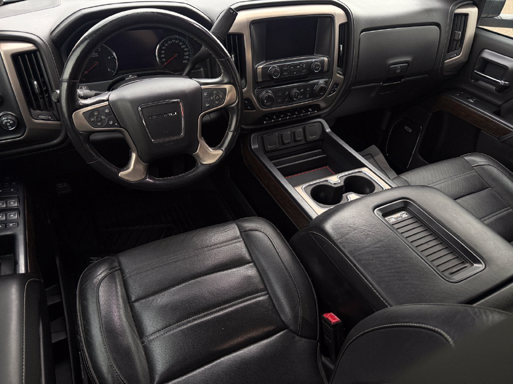 Used 2019 GMC Sierra 2500 Denali w/ Duramax Plus Package AWD/4WD image 21