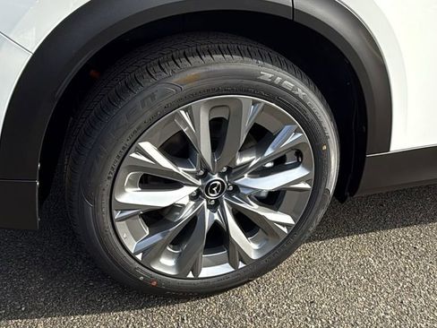 New 2026 MAZDA CX-90 Plug-In Hybrid w/ Preferred image 25