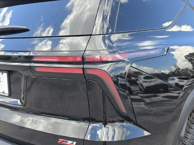 New 2027 Chevrolet Traverse Z71 w/ Enhanced Driving Package AWD/4WD image 11