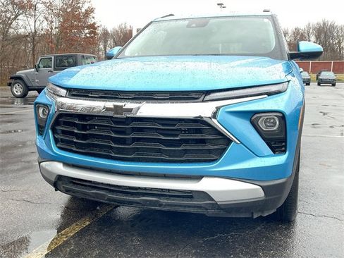 Certified 2025 Chevrolet TrailBlazer LT w/ Convenience Package image 29