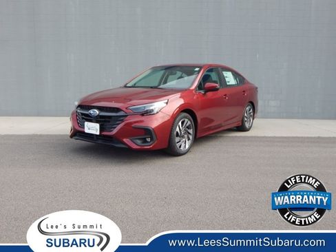 Used 2025 Subaru Legacy Limited image 1