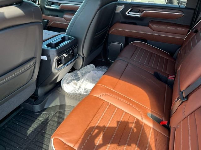 New 2026 GMC Sierra 2500 Denali Ultimate AWD/4WD image 17